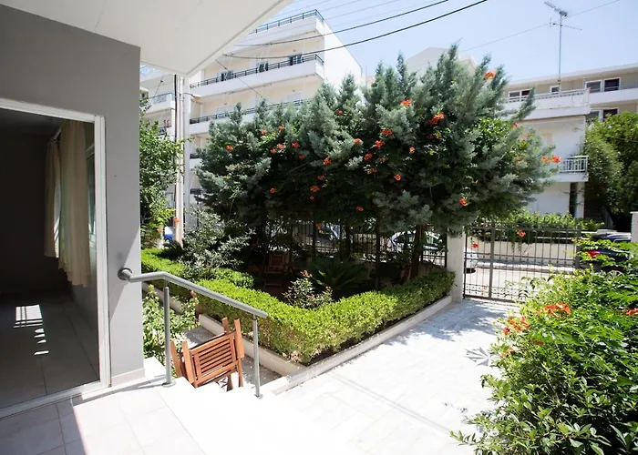 Loutraki Home Near The Beach